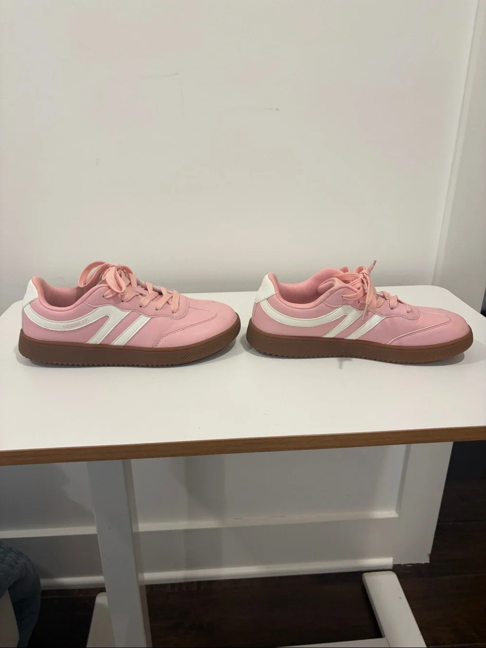 Women’s Pink Casual Sneakers